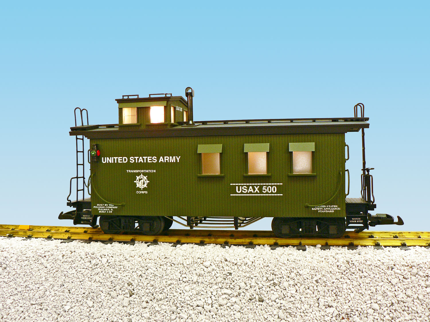 US ARMY WOODSIDED CABOOSE GREEN
