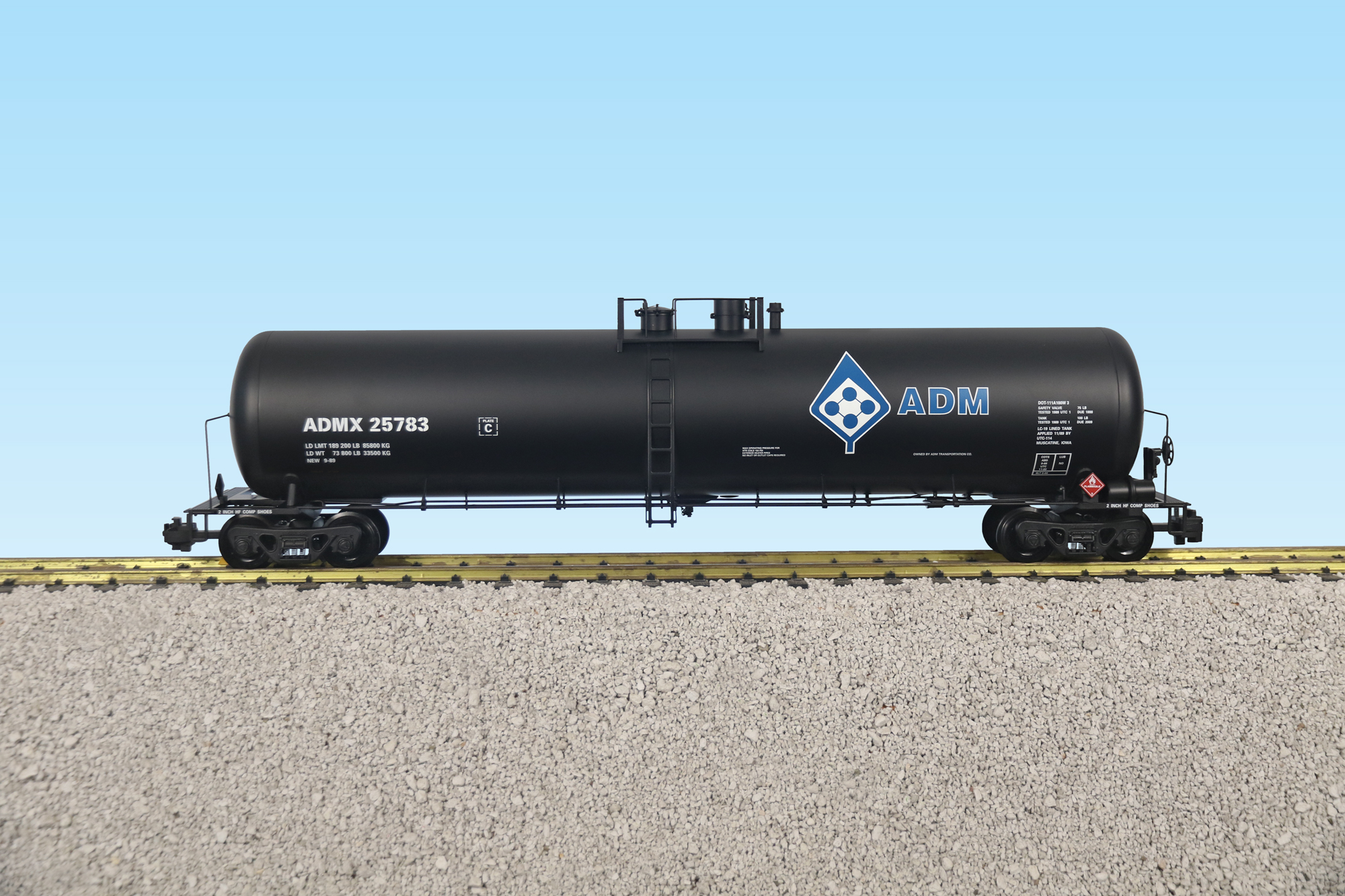 ADM 55 MODERN TANK CAR BLACK