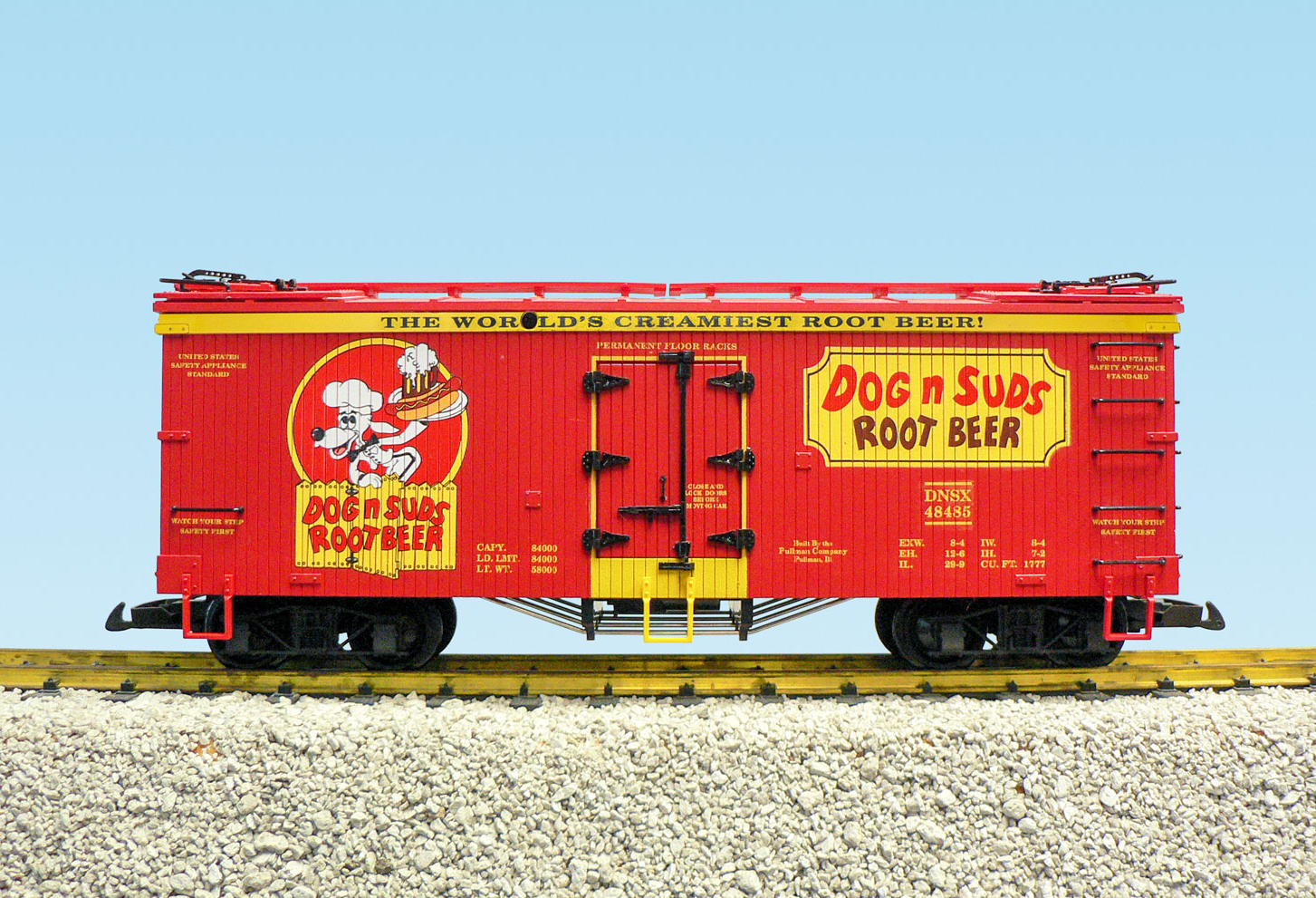DOG N SUDS ROOT BEER REEFER CAR