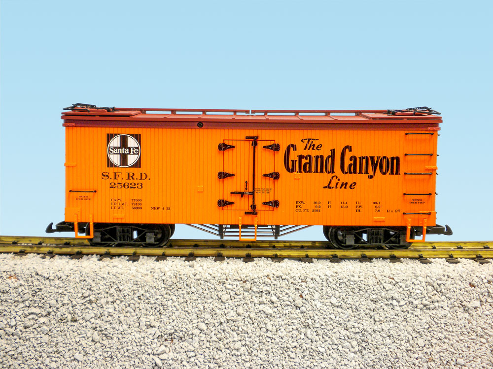 SF GRAND CANYON REEFER CAR #256623
