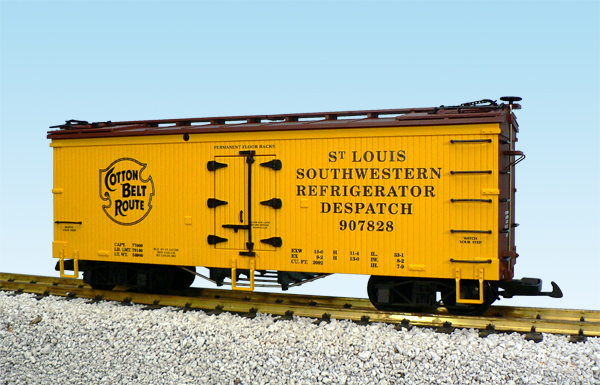 COTTON BELT REEFER CAR YELLOW/ BROWN