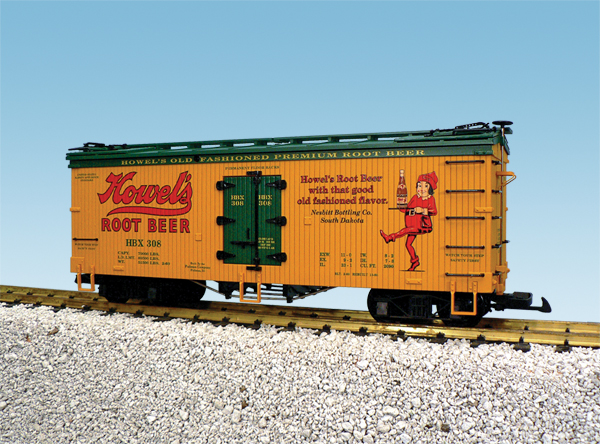 HOWELS ROOT BEER REEFER CAR YELLOW/GREEN