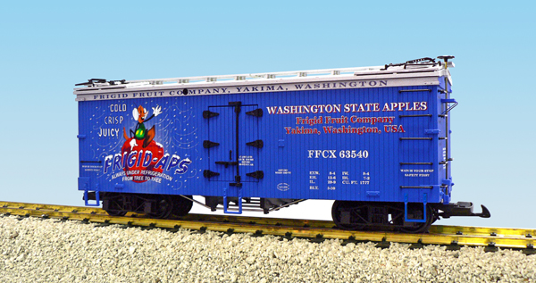 FRIGIT FRUIT CO REEFER CAR BLUE/SILVER