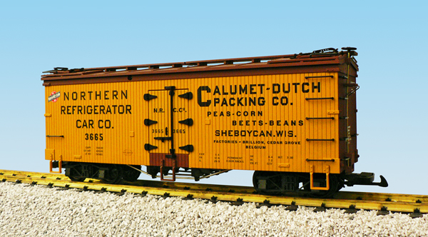 NRCC CALUMET REEFER CAR YELLOW/BROWN