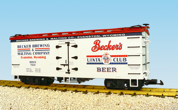 BECKERS BEER REEFER CAR WHITE/RED