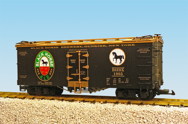 BLACK HORSE ALE REEFER CAR BLACK/GOLD