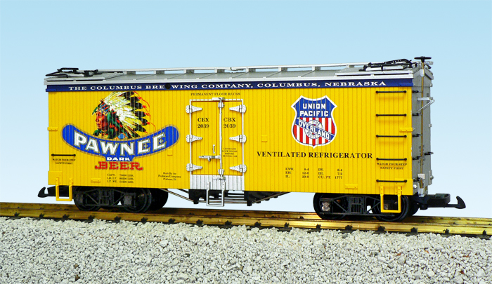 PAWNEE BEER REEFER CAR YELLOW/SILVER