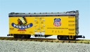 PAWNEE BEER REEFER CAR YELLOW/SILVER