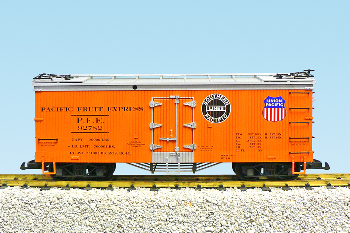 PFE SP/UP REEFER CAR #92782 - ORANGE/SILVER