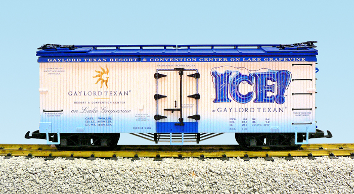 GAYLORD TEXAN ICE REEFER CAR TWO TONE BLUE/WHITE/BLUE