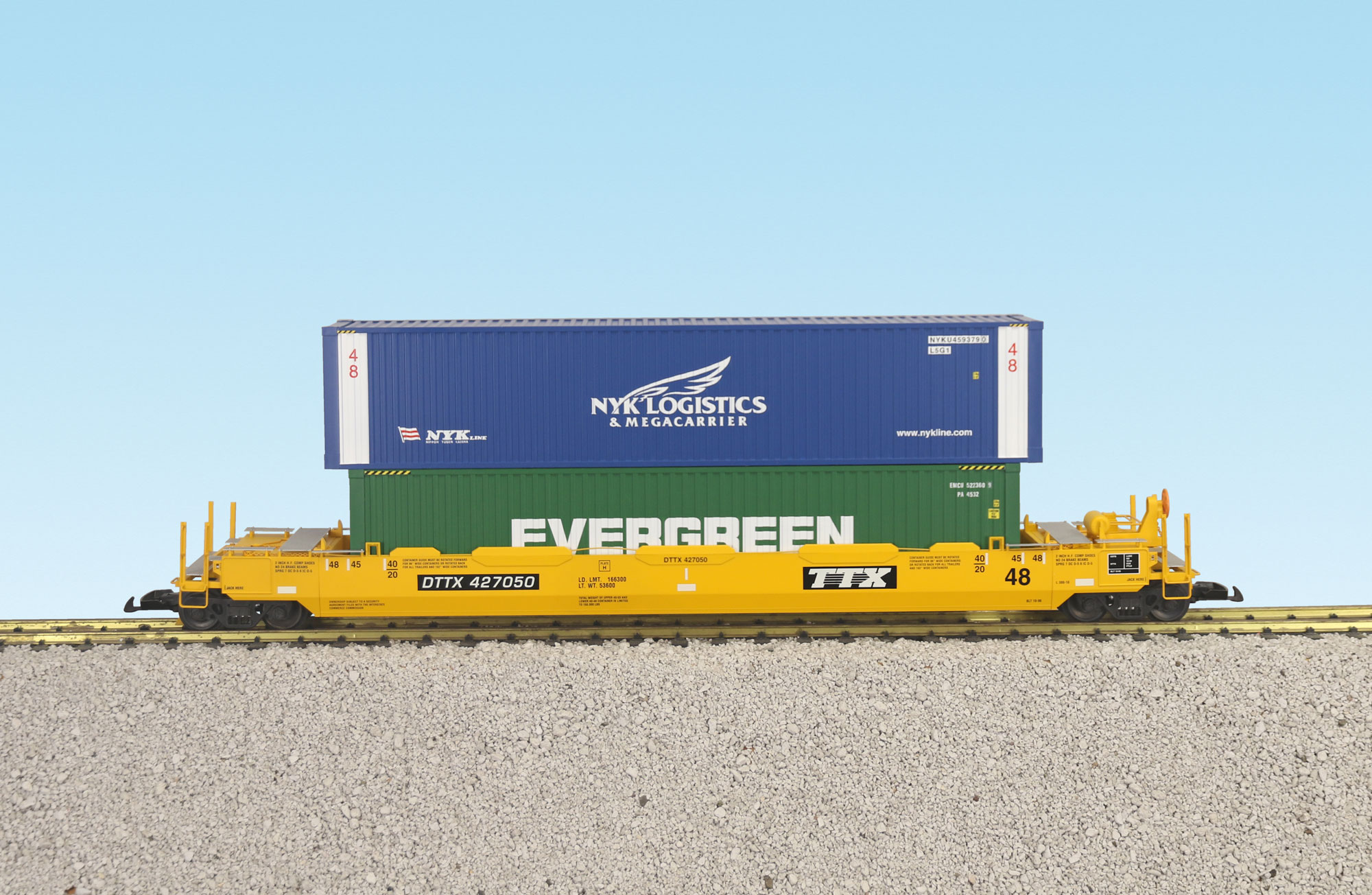 TTX INTERMODAL CAR W/CONTAINERS #3