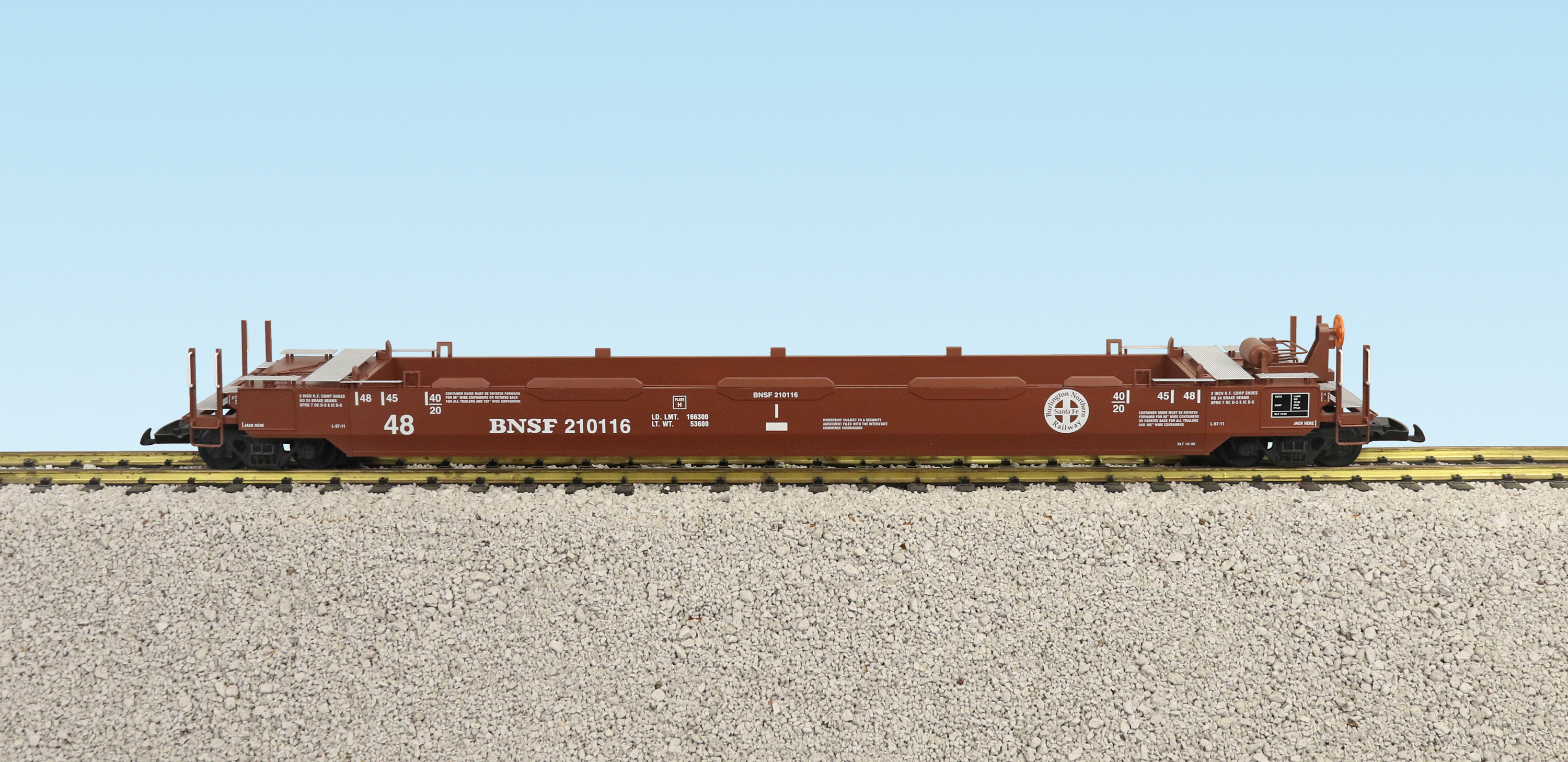 BNSF CIRCLE LOGO INTERMODAL CAR NO CONTAINERS