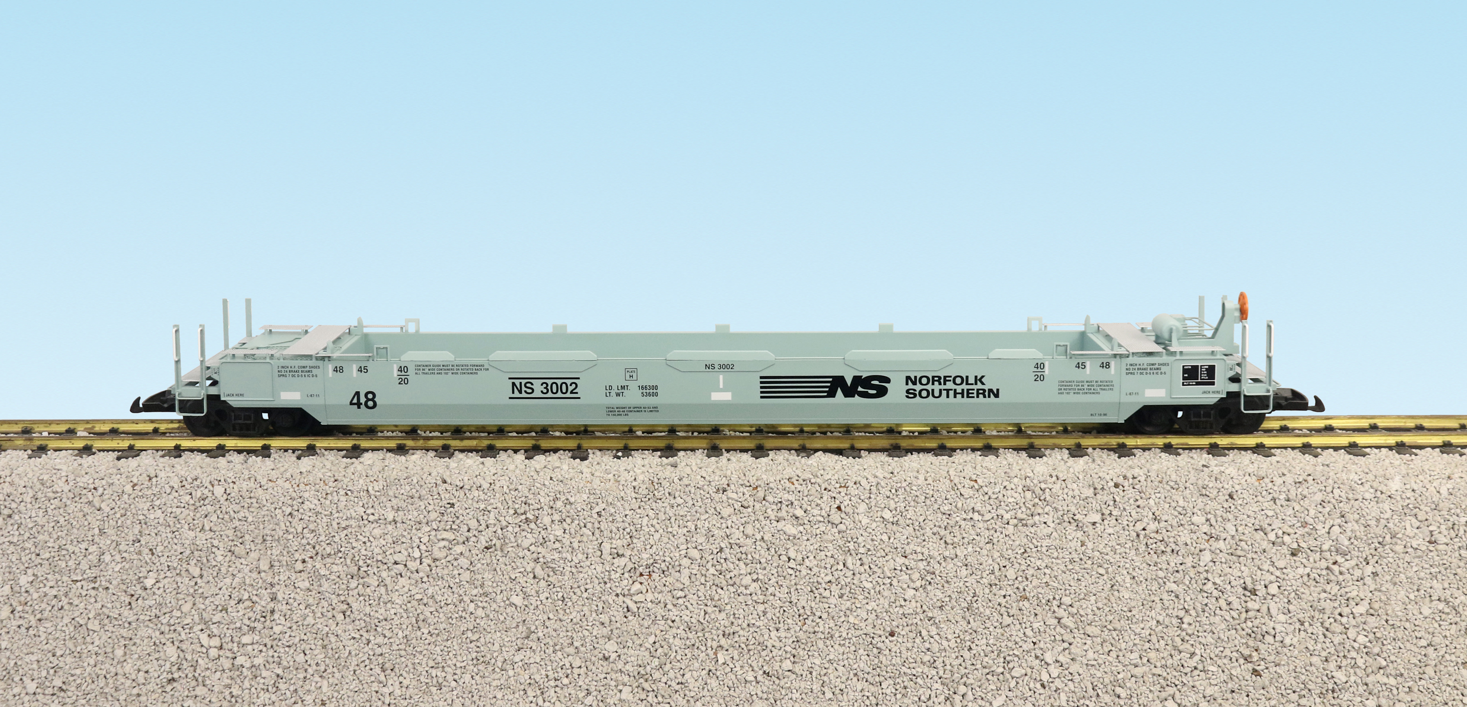 NS INTERMODAL CAR NO CONTAINER