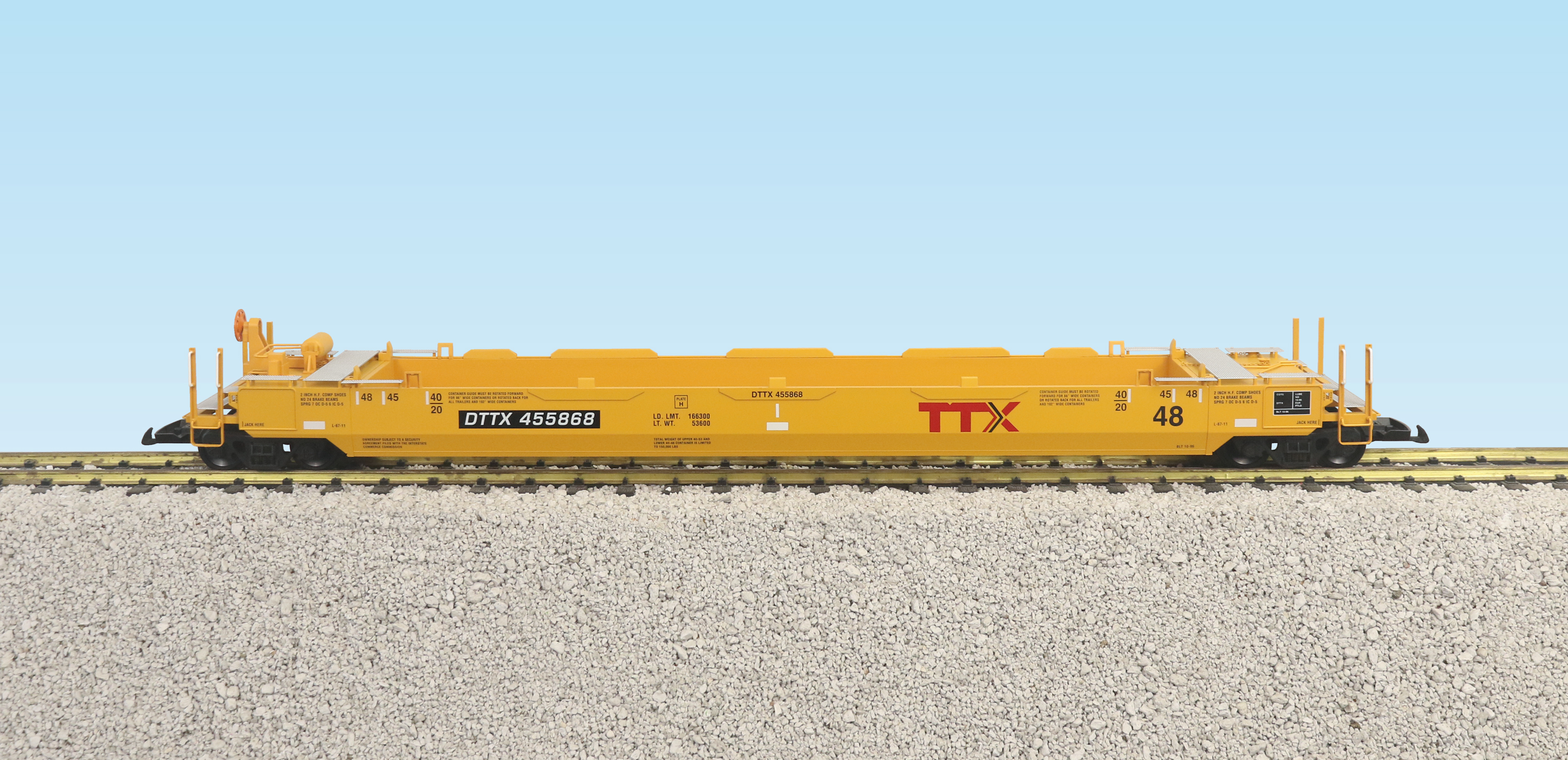 TTX RED LOGO INTERMODAL CAR NO CONTAINERS