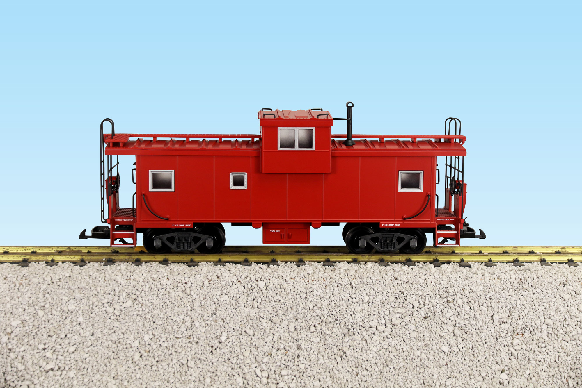 PAINTED/UNLETTERED EXTENDED VISION CABOOSE RED