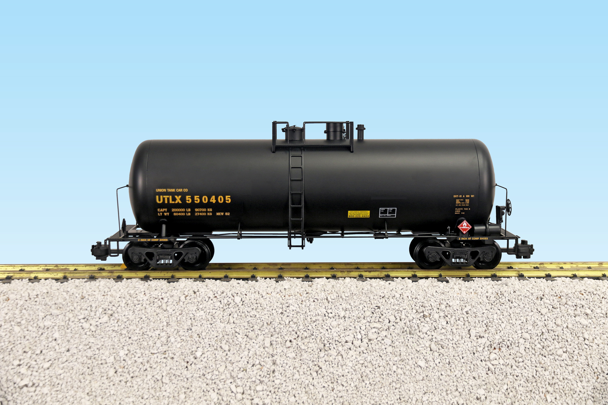 UTLX 42 TANK CAR BLACK/YELLOW PRINTING