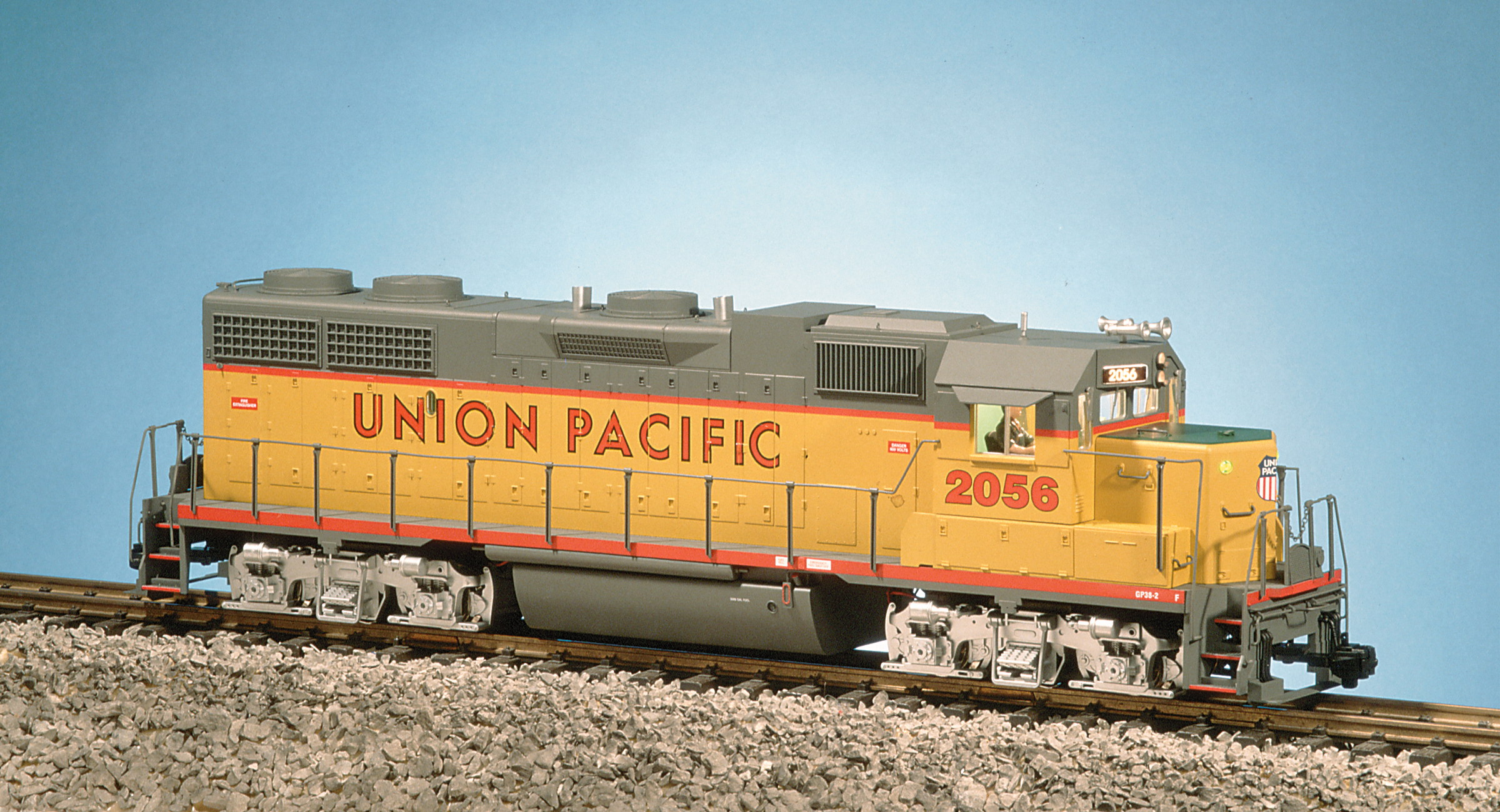 UNION PACIFIC GP38-2 YELLOW/GRAY/RED