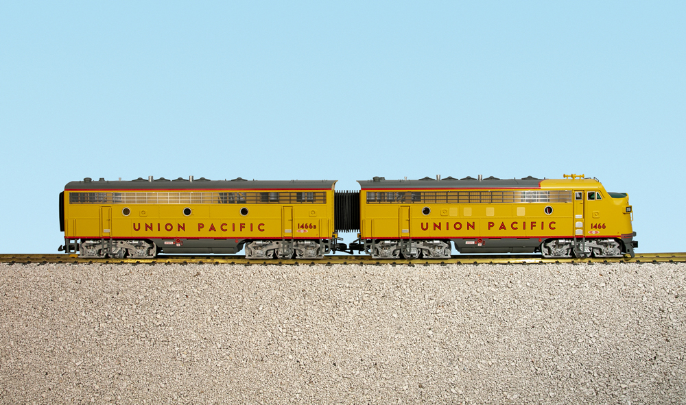UNION PACIFIC F7 AB UNITS YELLOW/GRAY
