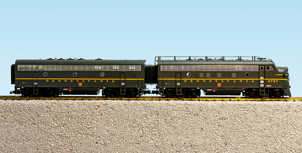 PENNSYLVANIA F7 AB UNITS BRUNSWICK GREEN